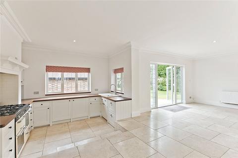 3 bedroom apartment to rent, Oatlands Chase, Weybridge, Surrey, KT13