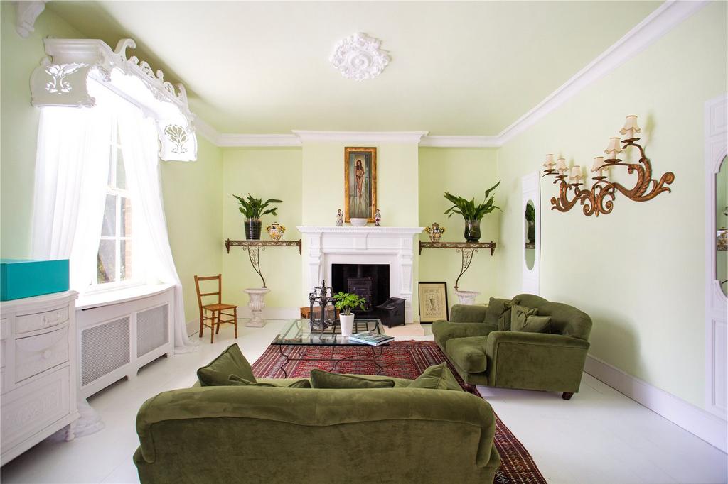 Pensham, Pershore, Worcestershire 5 bed detached house for sale £