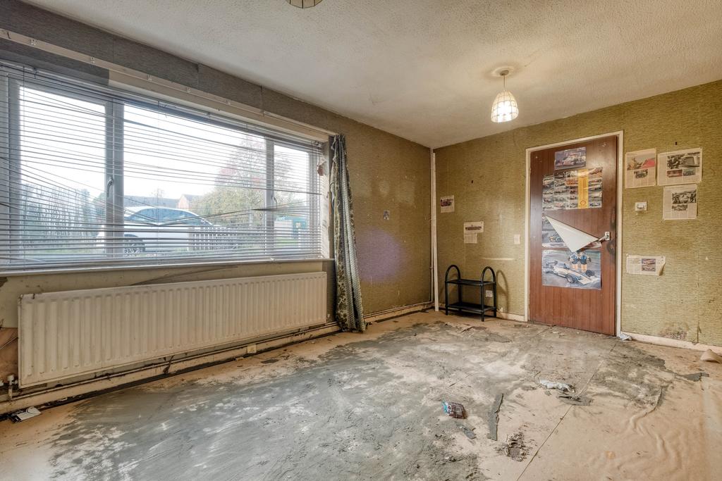 Sedgley, Abbeydale Redditch B98 8JP 3 bed end of terrace house £140,000