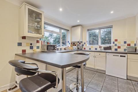 10 Peel Close, Caversham, Reading, RG4 5BL