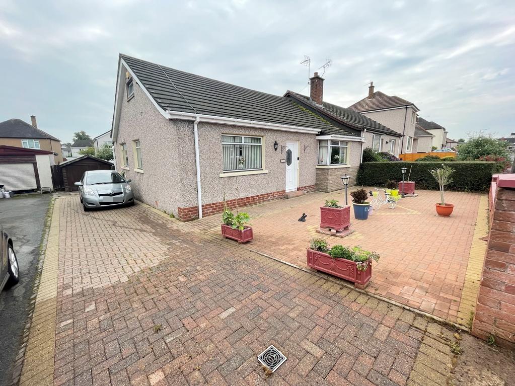 14 Gloucester Avenue, Dumfries, DG2 9HT 3 bed semidetached house for sale £190,000