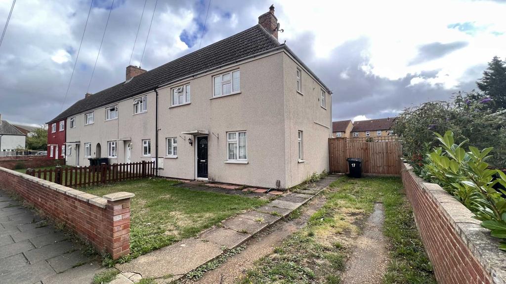 Newton Road, Bedford 3 bed end of terrace house for sale £290,000