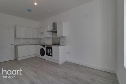 1 bedroom apartment to rent, High Street, Southend-on-sea