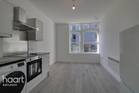 1 bedroom apartment to rent, High Street, Southend-on-sea