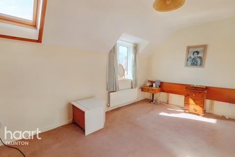 3 bedroom terraced house for sale - Bradford Close, Taunton