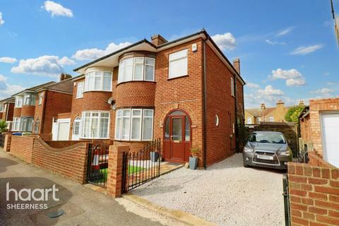 3 bedroom semi-detached house for sale, St Helens Road, Sheerness