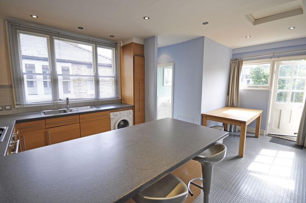 Cowley Road, Mortlake, SW14 3 bed for sale £715,000
