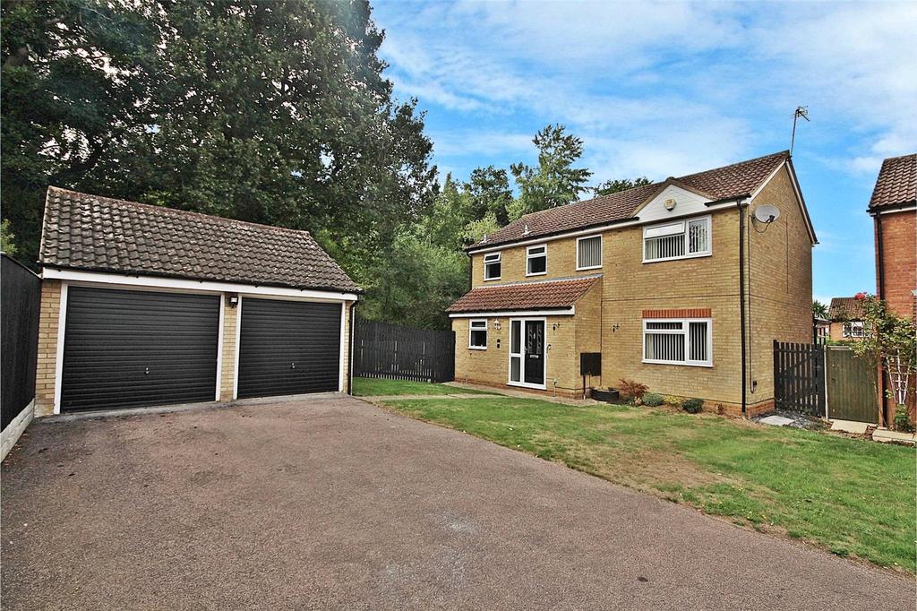 Malvern Close, Flitwick, Bedfordshire, MK45 4 bed detached house £635,000