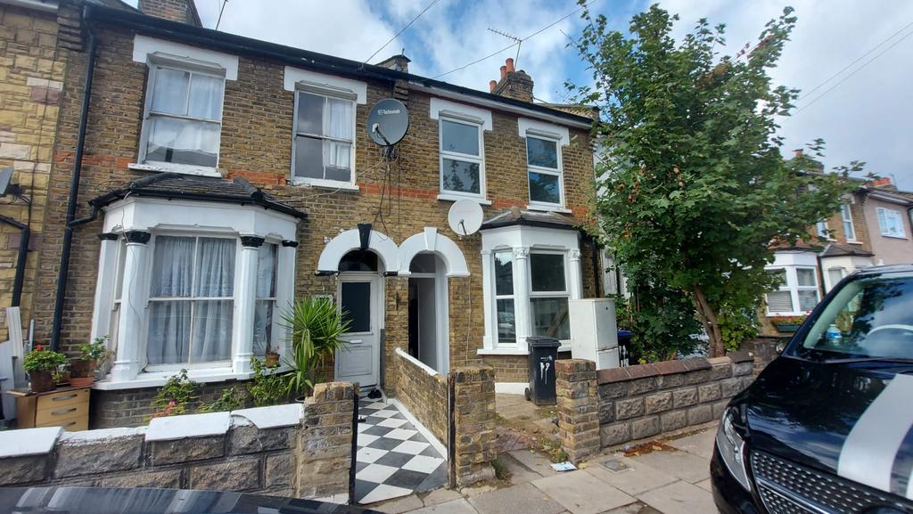 Haselbury Rd, N9 5 bed terraced house £2,400 pcm (£554 pw)