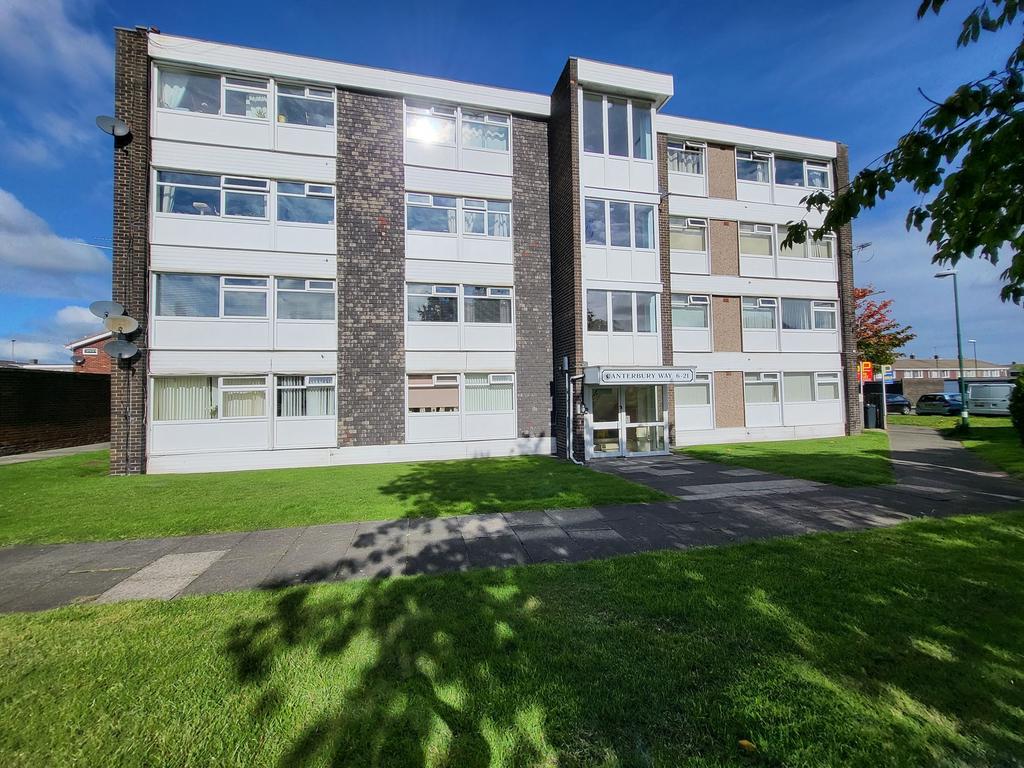 Canterbury Way, Fellgate, Jarrow... 2 bed flat £525 pcm (£121 pw)