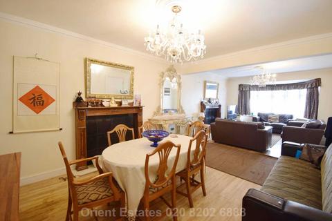 8 bedroom detached house for sale - Ridge Close, London
