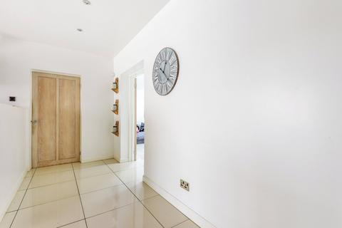 4 bedroom detached house for sale - Booth Rise, Spinney Hill, Northampton, Northamptonshire, NN3