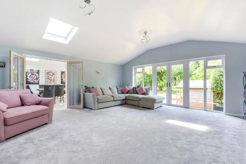 4 bedroom detached house for sale - Booth Rise, Spinney Hill, Northampton, Northamptonshire, NN3