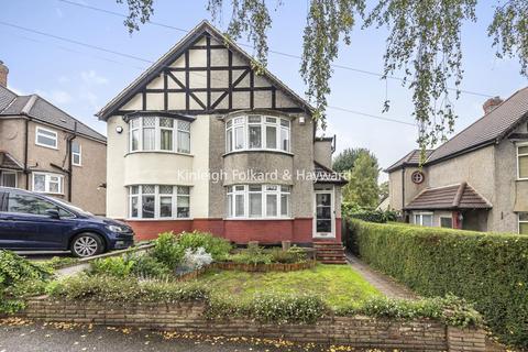 110 Birch Tree Avenue, West Wickham, BR4 9EL