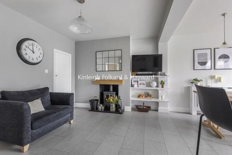 110 Birch Tree Avenue, West Wickham, BR4 9EL