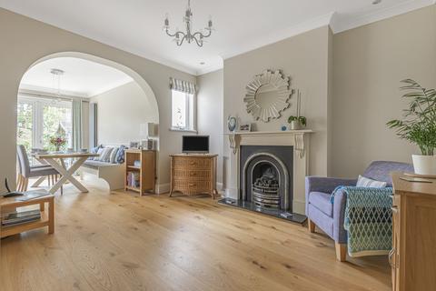 16 Thaxted Road, London, SE9 3PU