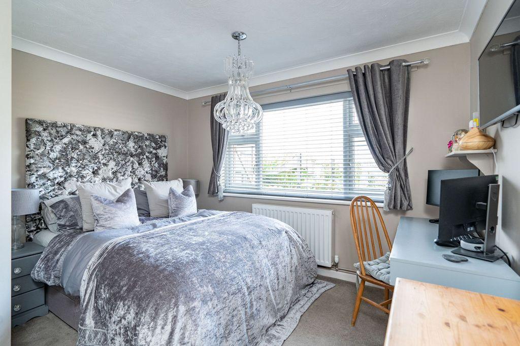 Bedroom 1 (Double)