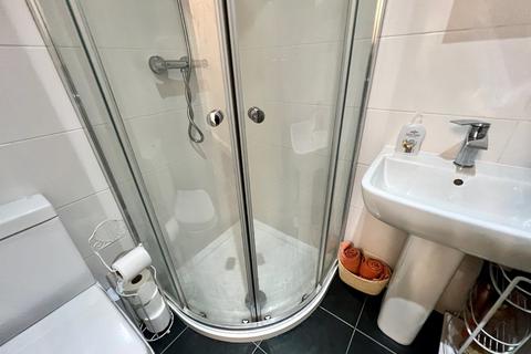 120 Colebourne Road, Birmingham, B13 0EX