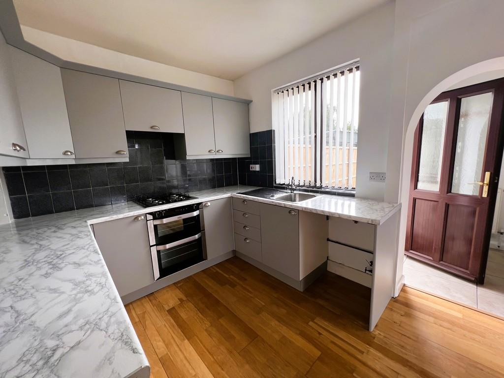Eliot Avenue, Bedworth... 3 bed semidetached house £205,000
