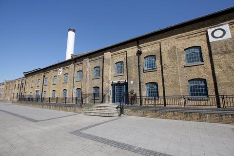 2 bedroom apartment for sale - Royal Victoria Dock - The Grainstore