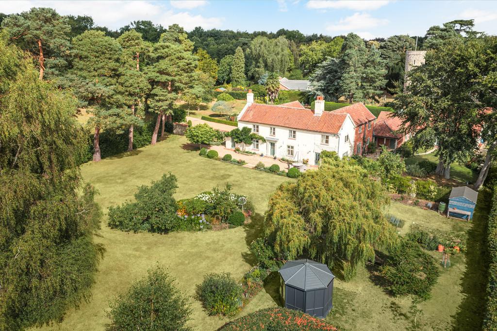 Framingham Earl 4 bed detached house for sale £1,450,000