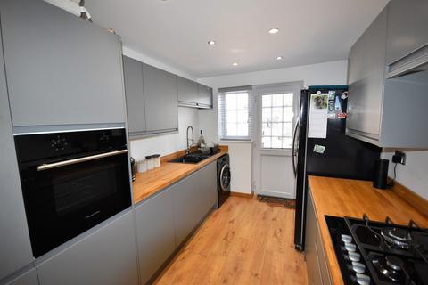 4 Bean Gardens, Snaith, Goole, DN14 9HR