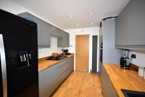 4 Bean Gardens, Snaith, Goole, DN14 9HR