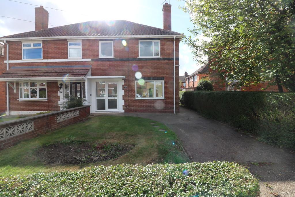 Rokeby Park, Hull 3 bed semidetached house £795 pcm (£183 pw)