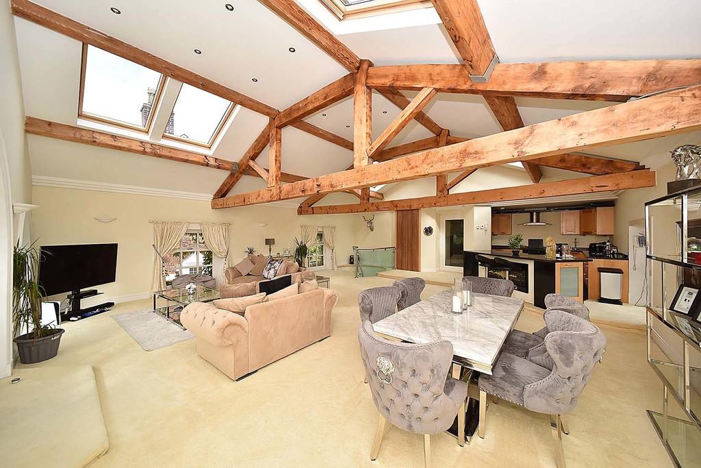 Chapel Lane, Knutsford 2 bed apartment £1,495 pcm (£345 pw)