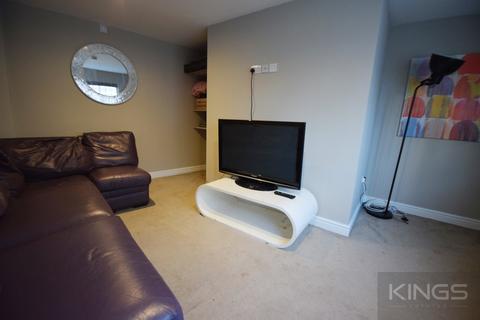 1 bedroom in a house share to rent, Portsmouth Road