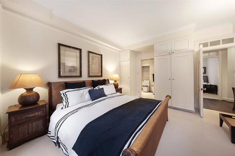 4 bedroom flat for sale - Knightsbridge Court, Sloane Street, Knightsbridge