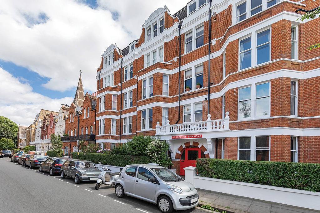 ST ANDREWS MANSIONS, ST ANDREWS ROAD... Studio £1,712 pcm (£395 pw)