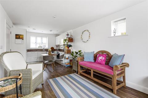 undefined, Cross Close, Cirencester, GL7