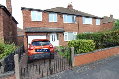 4 bedroom semi-detached house for sale - Overpool Road, Whitby