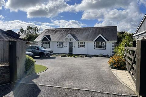 9 Trelawne Close, Carnon Downs, Truro, TR3 6HT