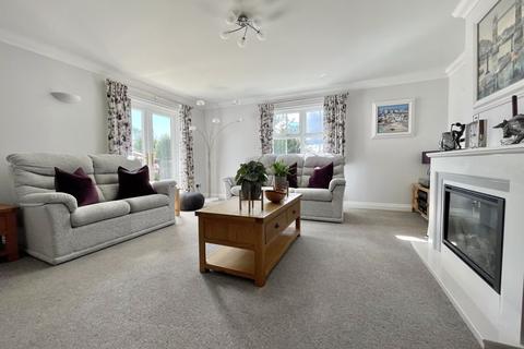 9 Trelawne Close, Carnon Downs, Truro, TR3 6HT