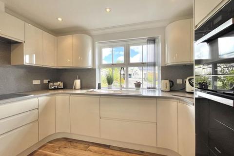 9 Trelawne Close, Carnon Downs, Truro, TR3 6HT