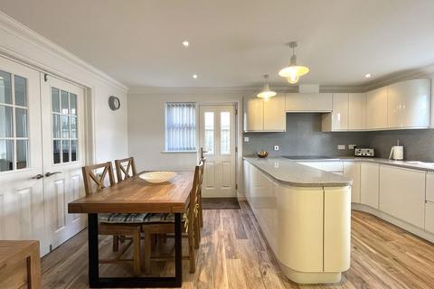 9 Trelawne Close, Carnon Downs, Truro, TR3 6HT