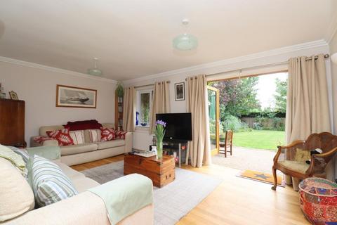 5 bedroom detached house for sale, Sundon Road, Harlington, Bedfordshire, LU5 6LS