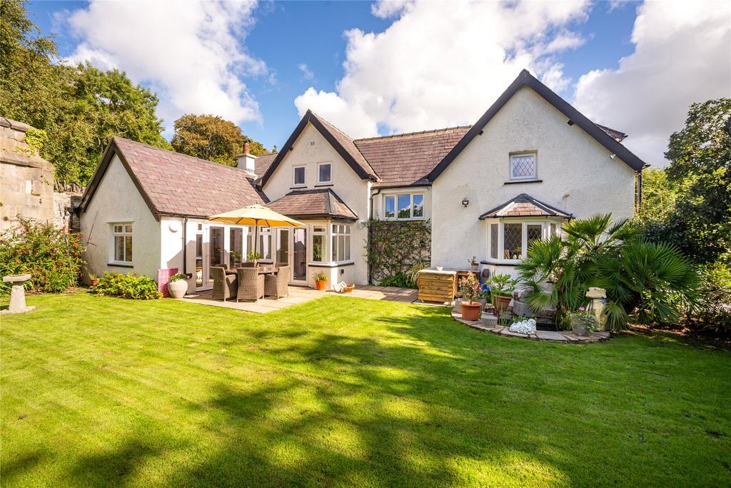 Llandygai Village, Llandygai, Bangor, Gwynedd, LL57 3 bed detached