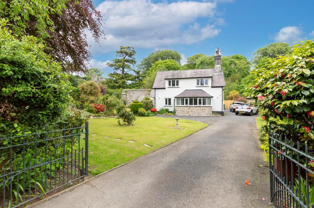 Llandygai Village, Llandygai, Bangor... 3 bed detached house for sale