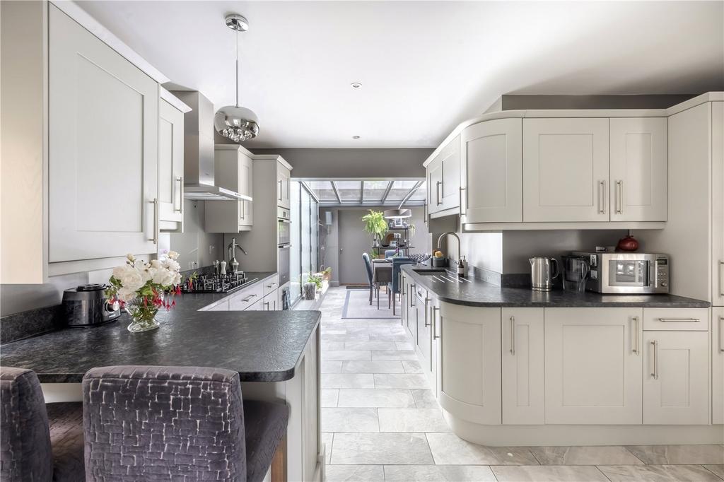 Kitchen/Breakfast Rm