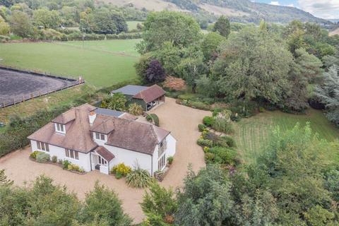 4 bedroom bungalow for sale, Taylors Lane, Trottiscliffe, West Malling, Kent