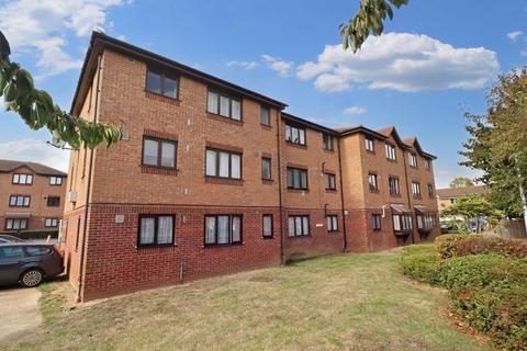 2 bedroom apartment for sale - Campernell Close, Brightlingsea, CO7