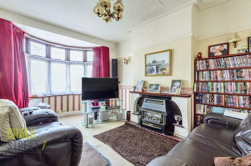 Kenilworth Gardens, Hornchurch, RM12 4 bed semidetached house for sale