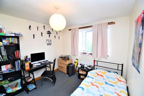 3 bedroom maisonette for sale - My Street, Salford