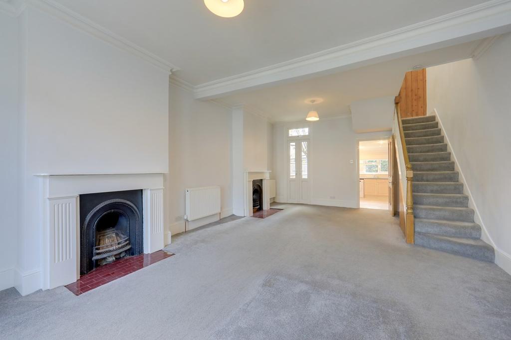 Brightside Road, Hither Green, London, SE13 2 bed terraced house for