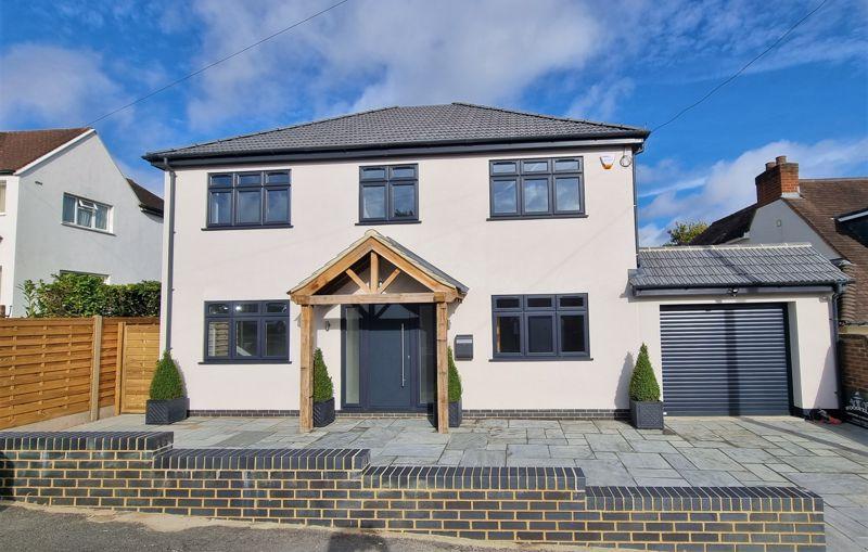 Laurel Road, Chalfont St Peter 4 bed detached house £1,250,000