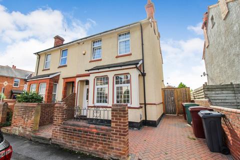 31 Brisbane Road, Reading, RG30 2PE