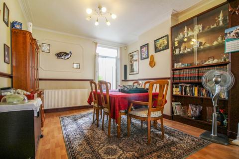 31 Brisbane Road, Reading, RG30 2PE